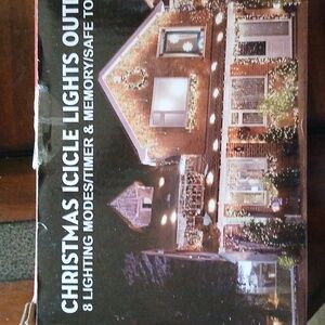 NWOT CHRISTMAS ICICLE LIGHTS